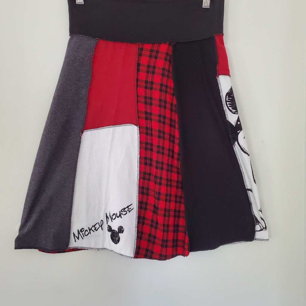 Zorrel Sz S Mickey Mouse Patchwork 23" Full Skirt Exposed Seams Cotton Plaid Euc — image 2 of 8